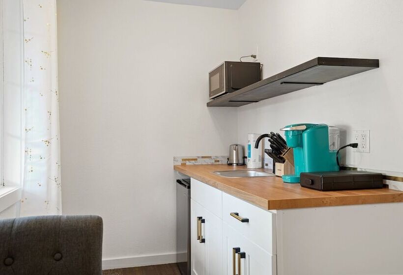 ペンション Oceanbreeze Apt Suites Near Golf & Beach