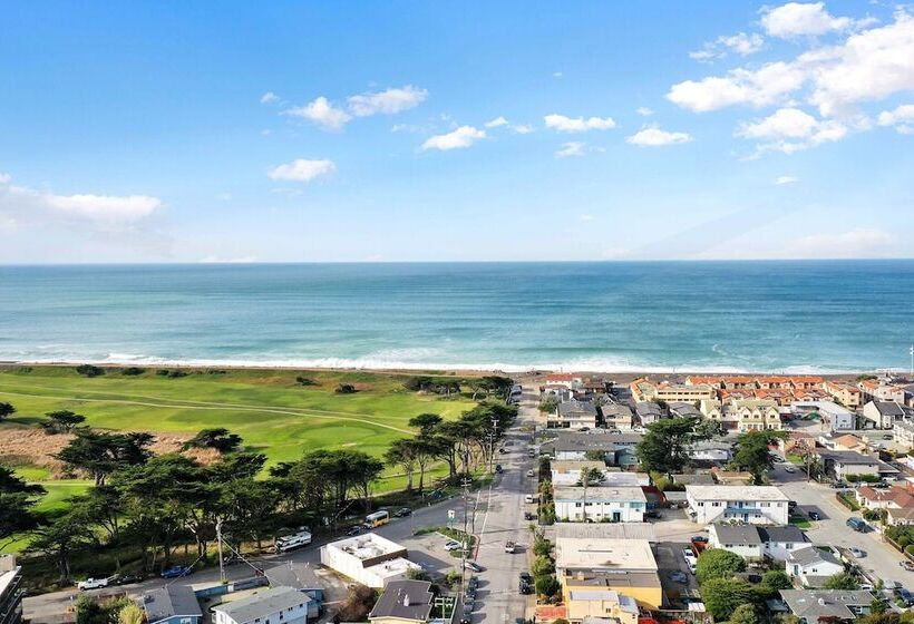 ペンション Oceanbreeze Apt Suites Near Golf & Beach