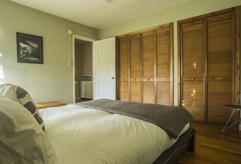 Пансион The Venice Beachwood