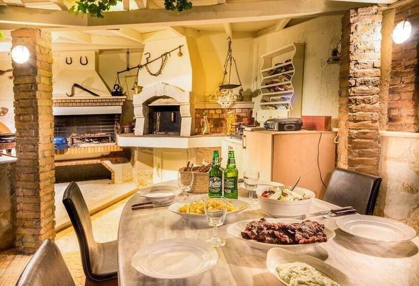 بنسيون Villakokalisresort