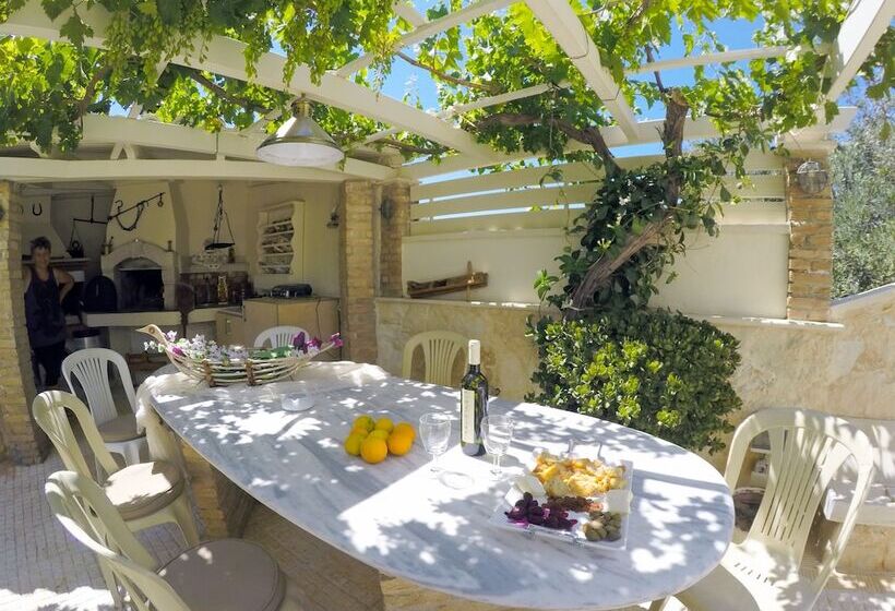 بنسيون Villakokalisresort