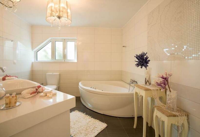 بنسيون Villakokalisresort