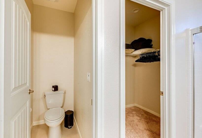 Pet Friendly Clovis Home   Near Mall & Waterpark!