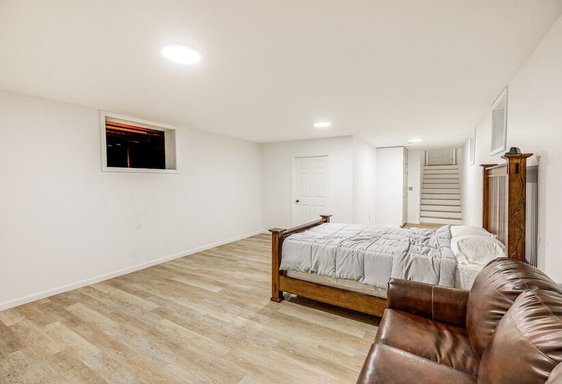 Pet Friendly Fairfax Cabin Near Missouri River!