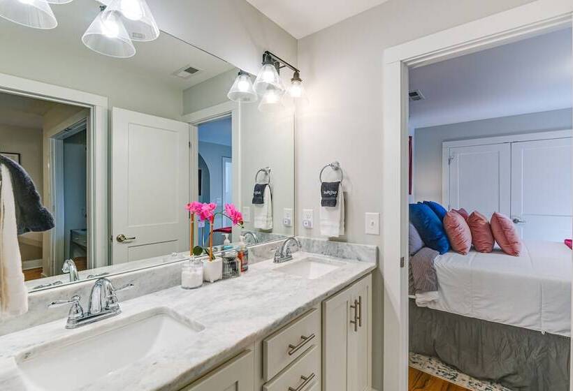 Pet Friendly Nashville Retreat ~ 3 Mi To Downtown!