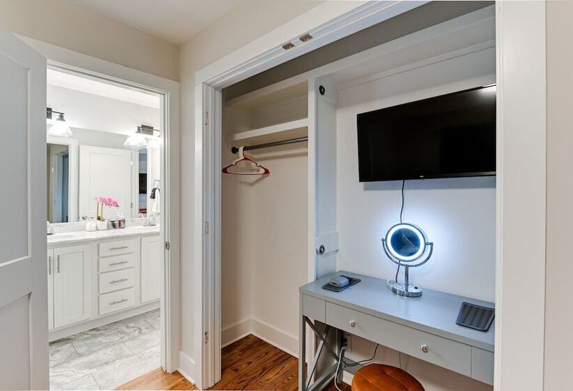 Pet Friendly Nashville Retreat ~ 3 Mi To Downtown!