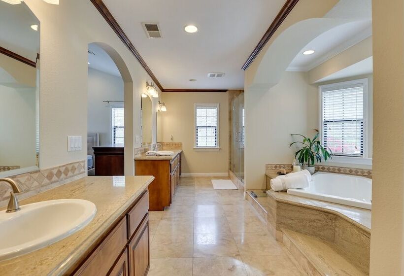 Pet Friendly Temecula Home In Wine Country!