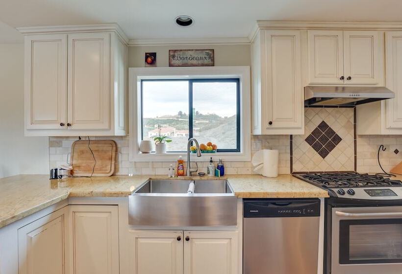 Pet Friendly Temecula Home In Wine Country!