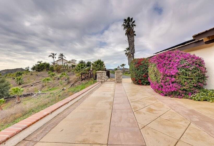 Pet Friendly Temecula Home In Wine Country!