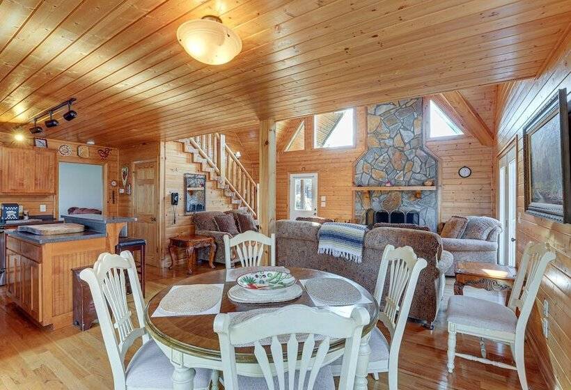 Piney Creek Vacation Rental ~ 5 Mi To New River!