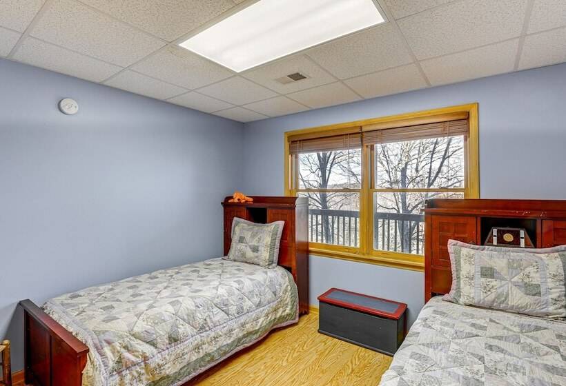 Piney Creek Vacation Rental ~ 5 Mi To New River!