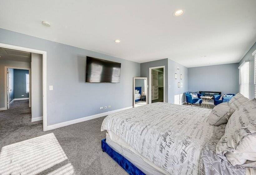 Plainfield Home W/ Game Room Near Harrahs Casino!