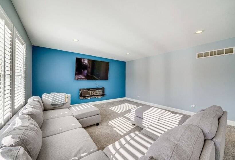 Plainfield Home W/ Game Room Near Harrahs Casino!