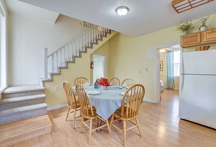 Remodeled Pioneer Home In Hurricane W/ Patio!