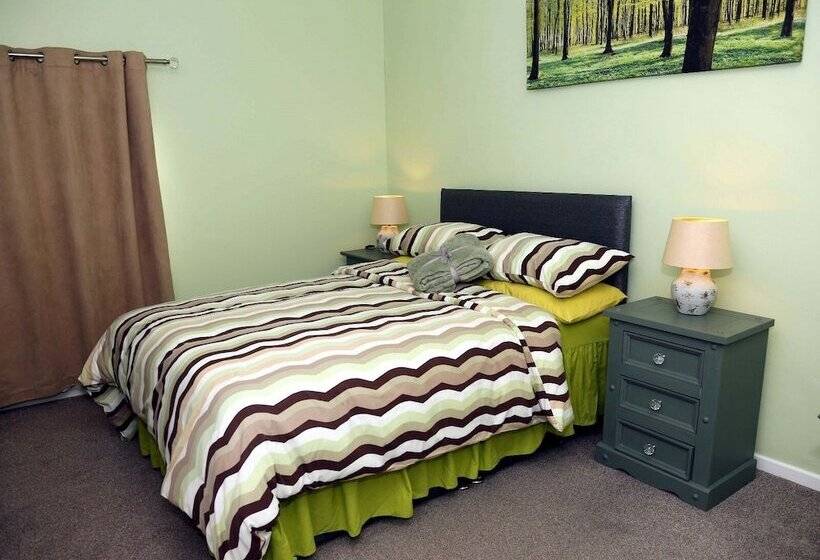 إقامة Farmhouse Near Newtownstewart 3 Bedrooms