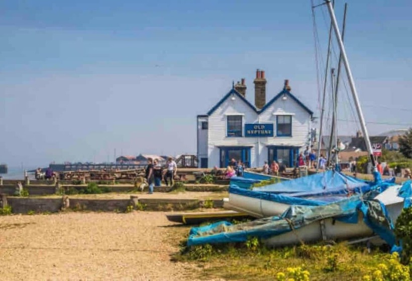 레지던스 Beautiful Cottage In Central Whitstable