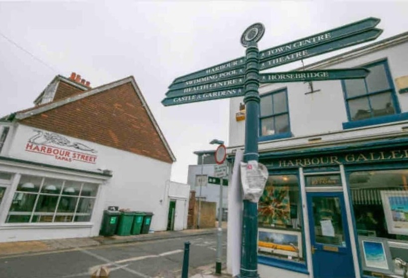 레지던스 Beautiful Cottage In Central Whitstable