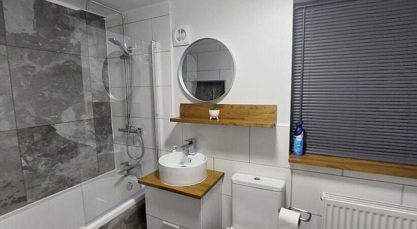 إقامة Hull 3bed House Driveway Garden Familyfriendly