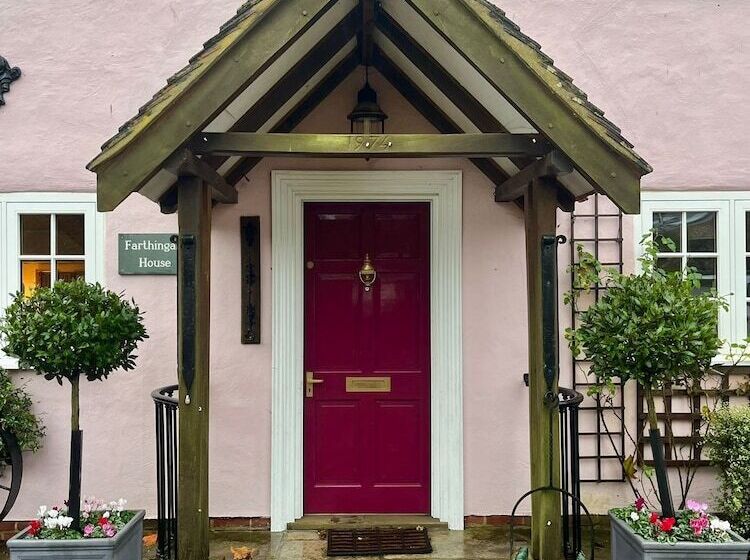 דירת נופש Luxury Brick And Flint House In Funtington