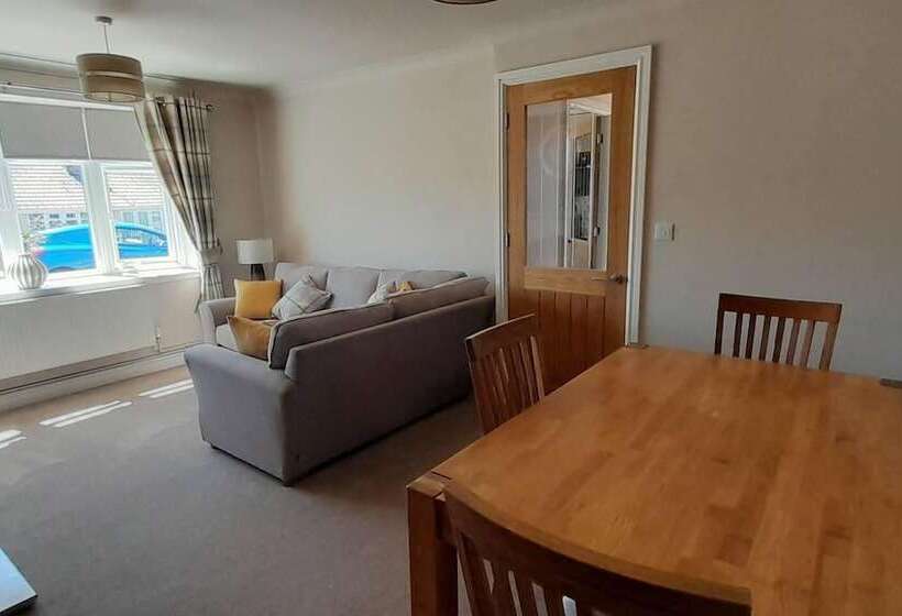 Резиденция Remarkable 2 Bed House In Walesby Nottinghamshire