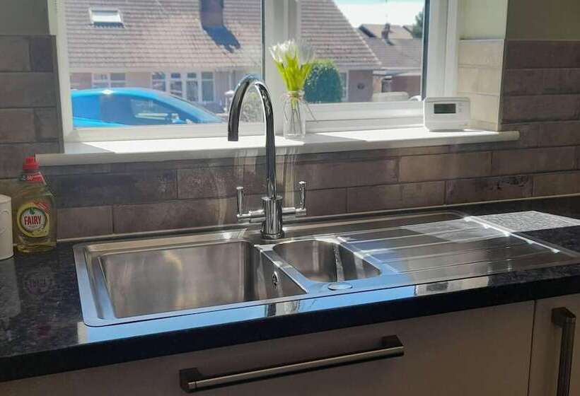 Резиденция Remarkable 2 Bed House In Walesby Nottinghamshire