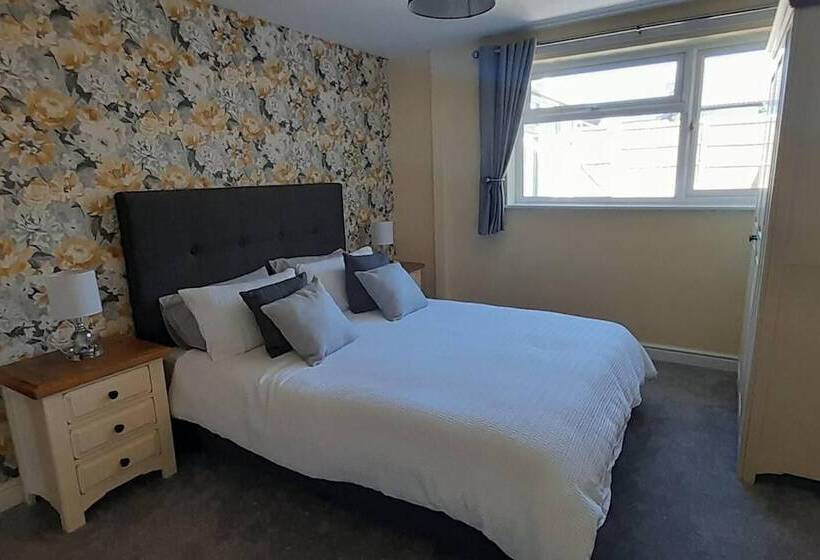 Резиденция Remarkable 2 Bed House In Walesby Nottinghamshire