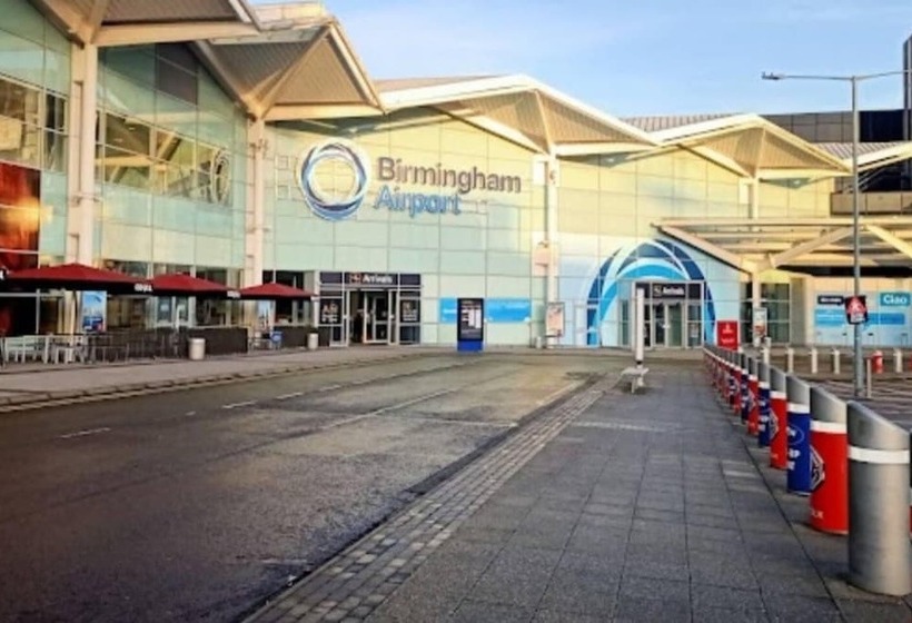 דירת נופש Immaculate 3bedroom House In Birmingham