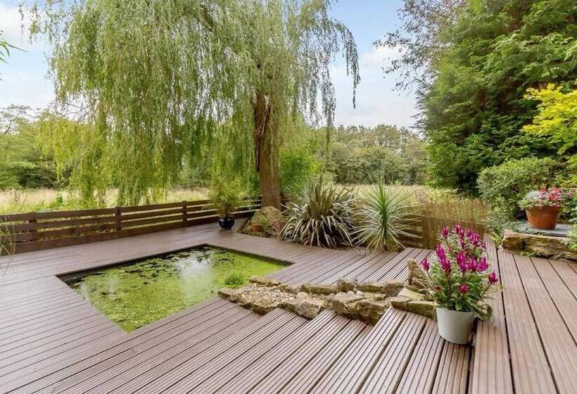 إقامة 4 Bed House In Wetherby, Sleeps 8, Near York