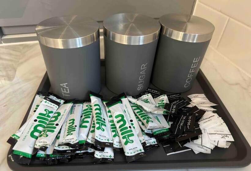 إقامة Ldeal Home For Large Groups,families & Contractors