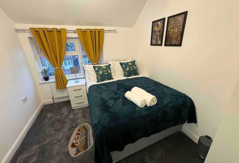 דירת נופש Ldeal Home For Large Groups,families & Contractors
