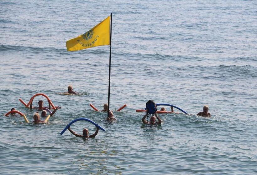 منتجع Fkk Feriendorf Village Naturiste Club Corsicana