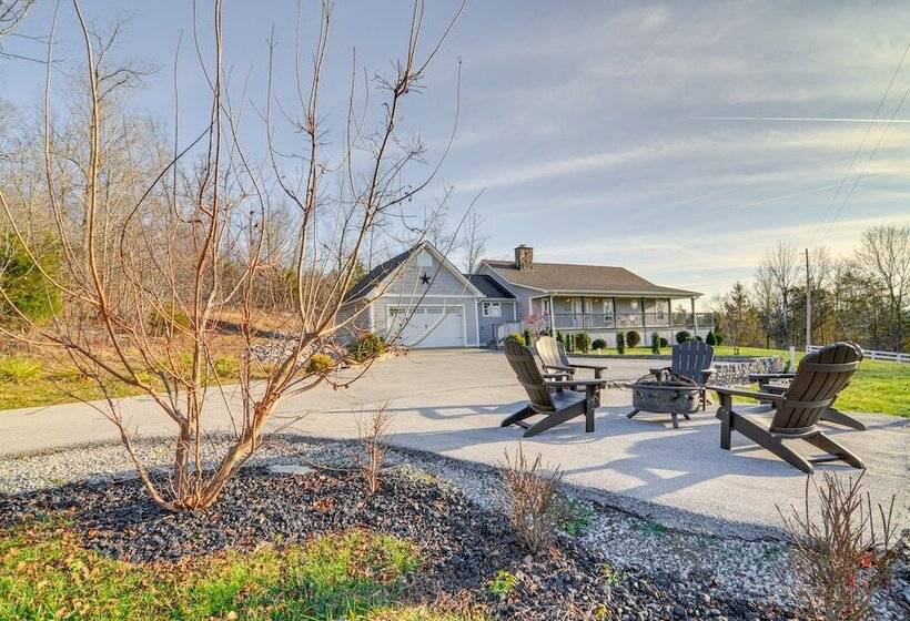 River View Somerset Home: Large Deck, Fire Pit!