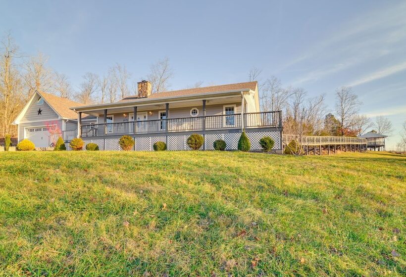 River View Somerset Home: Large Deck, Fire Pit!