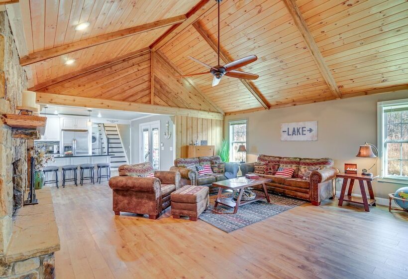 River View Somerset Home: Large Deck, Fire Pit!