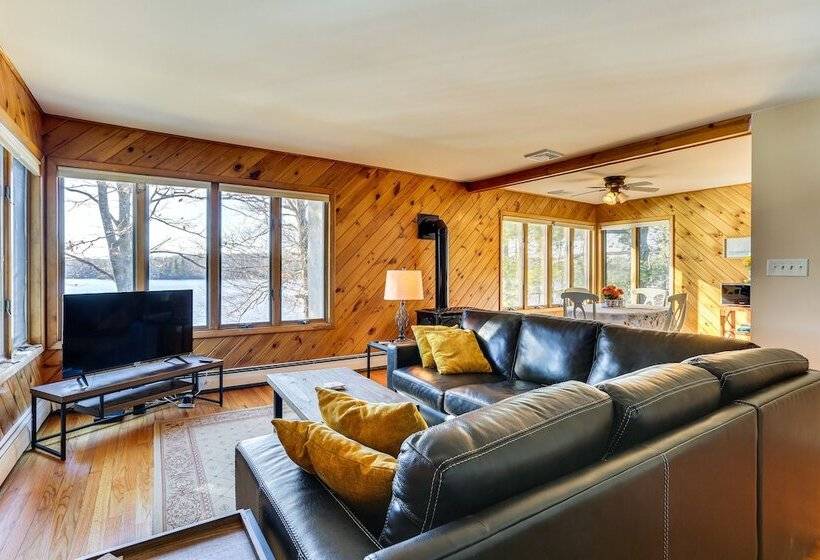 Rock Hill Home W/ Fire Pit On Wanaksink Lake!