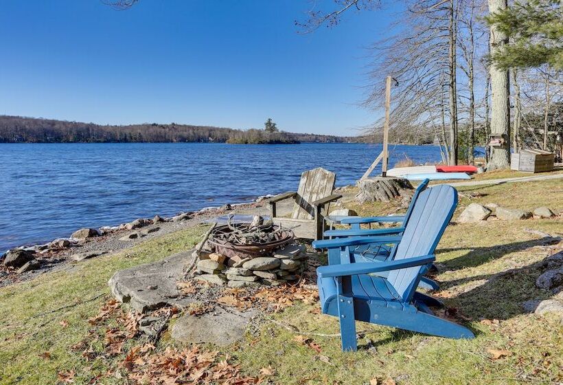 Rock Hill Home W/ Fire Pit On Wanaksink Lake!