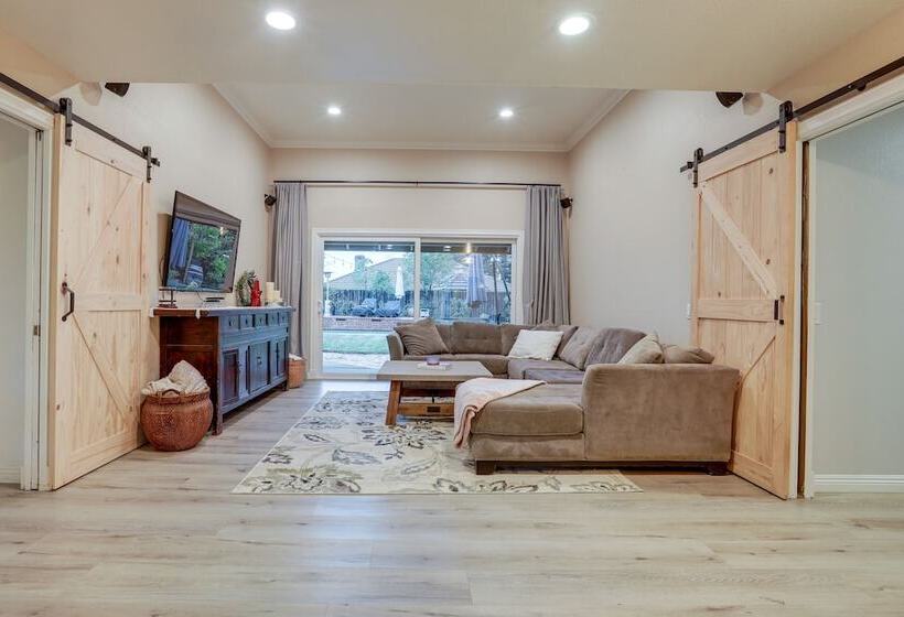 Roseville Home W/ Pool, 5 Mi To Folsom Lake!