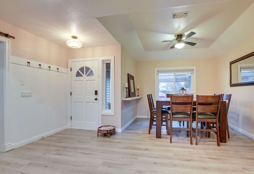 Roseville Home W/ Pool, 5 Mi To Folsom Lake!