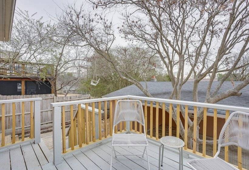 Rossville Home Near Downtown & Lookout Mountain!