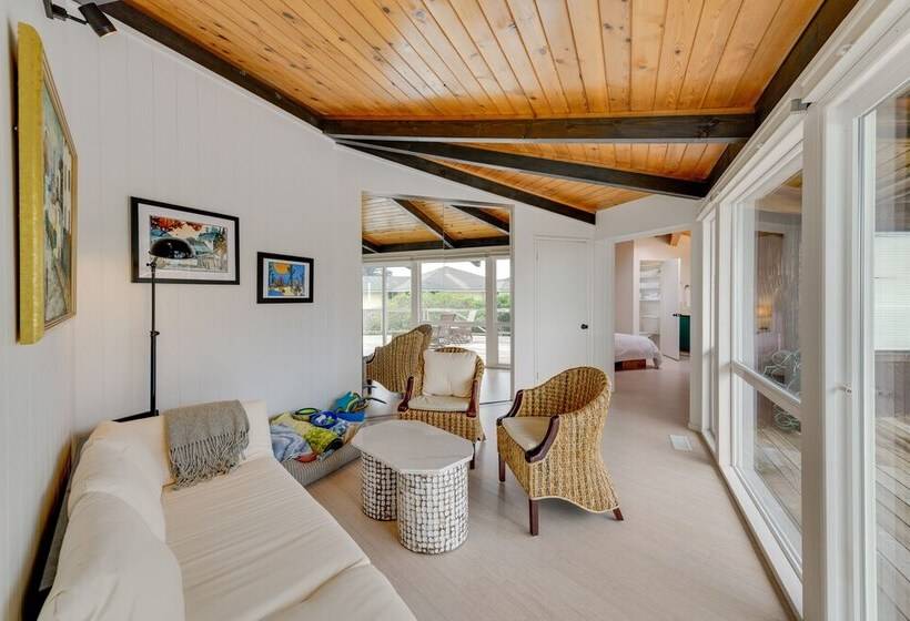 Serene Irish Beach Home W/ Panoramic Ocean Views!