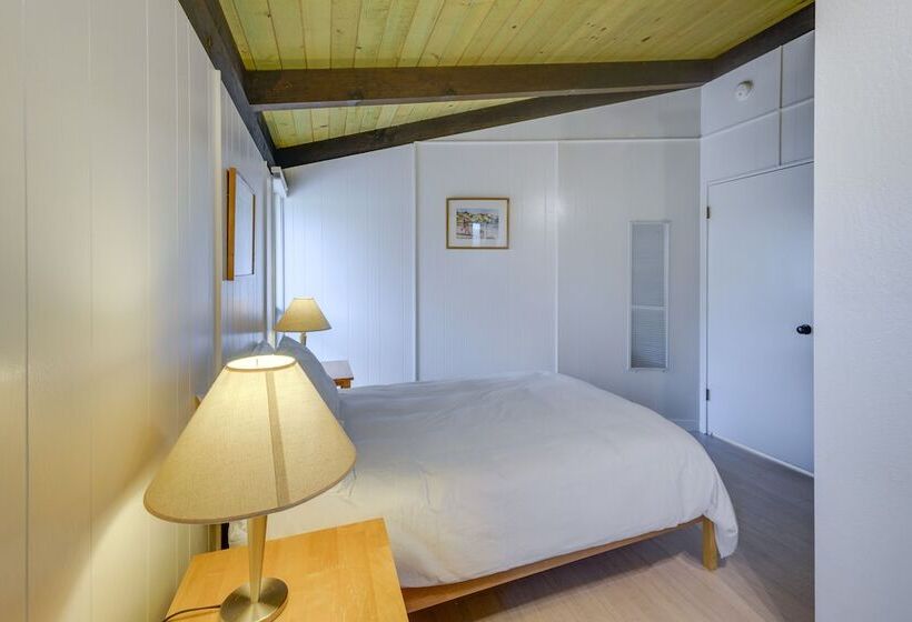 Serene Irish Beach Home W/ Panoramic Ocean Views!