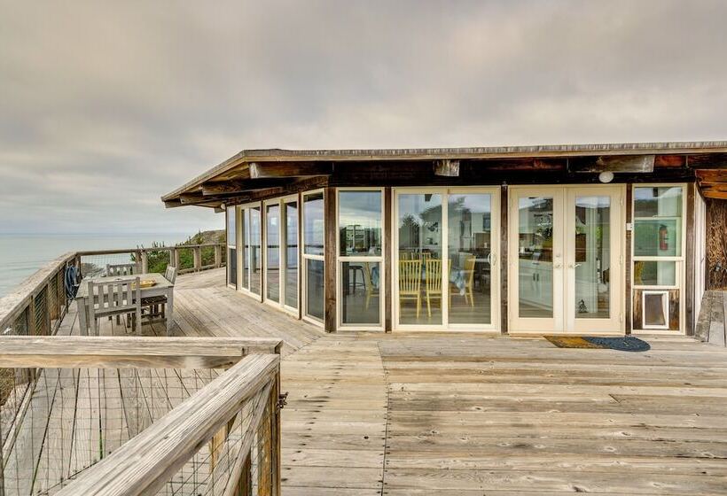 Serene Irish Beach Home W/ Panoramic Ocean Views!