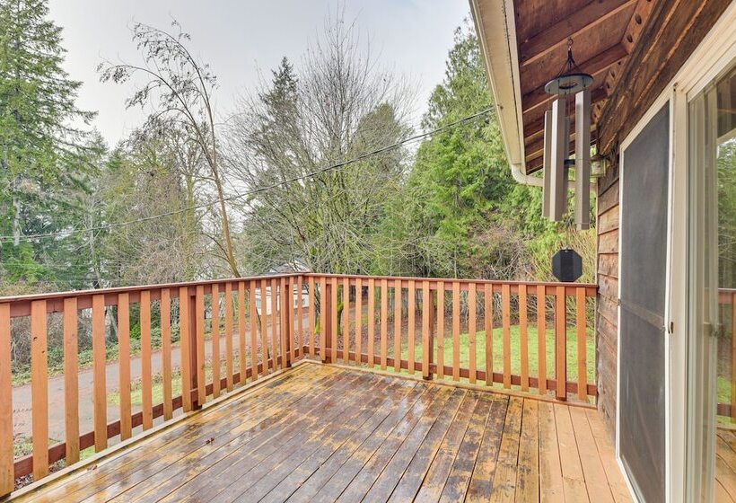 Serene Shelton Home Puget Sound Access!