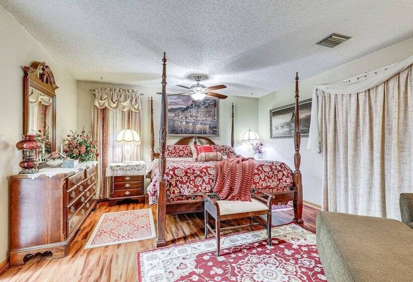 Spacious Brandon Home: 10 Mi To Downtown Tampa!