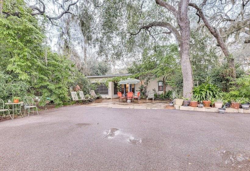 Spacious Brandon Home: 10 Mi To Downtown Tampa!