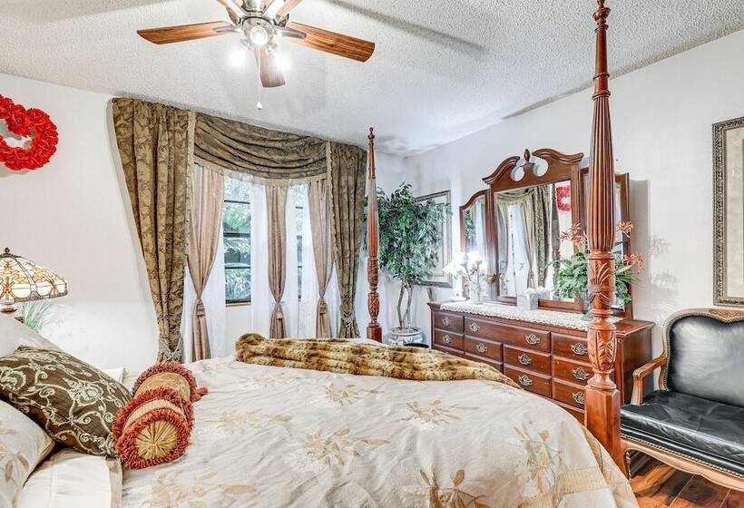 Spacious Brandon Home: 10 Mi To Downtown Tampa!