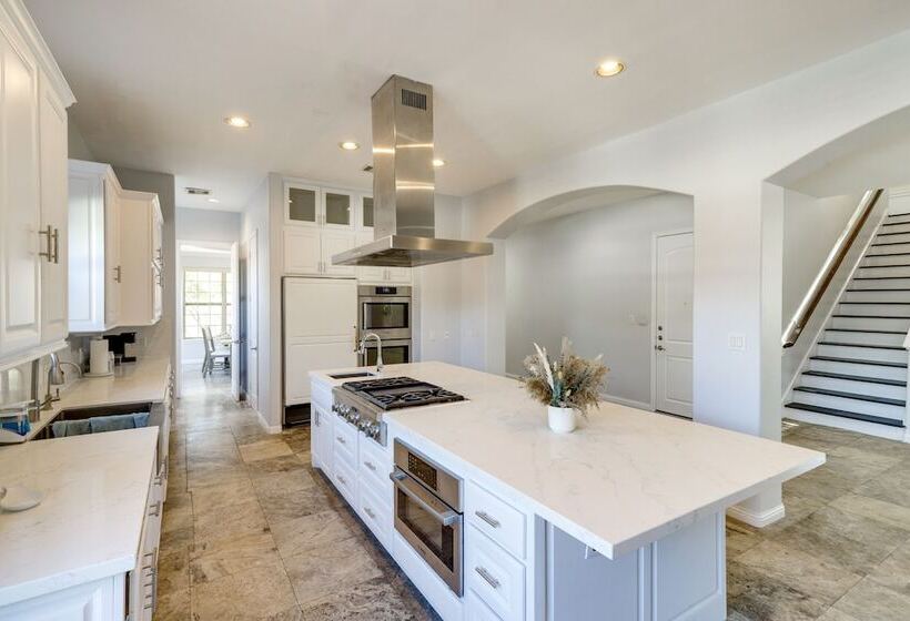 Spacious Houston Home ~ 12 Mi To Downtown!