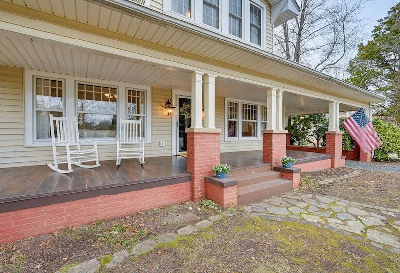 Spacious Salem Winston Home W/ Deck!