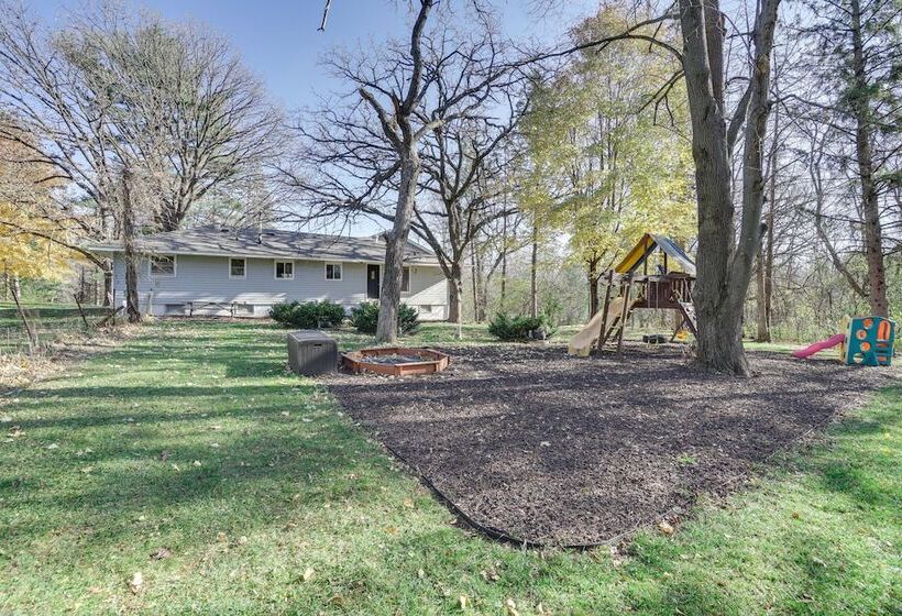 Spacious Stillwater Home W/ Fire Pit & Game Room!