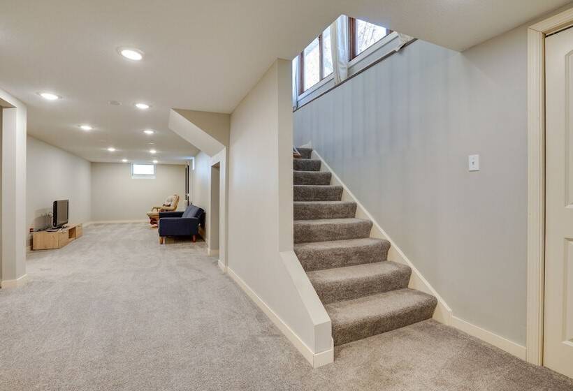 Spacious Stillwater Home W/ Fire Pit & Game Room!